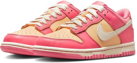 strawberry peach dunks